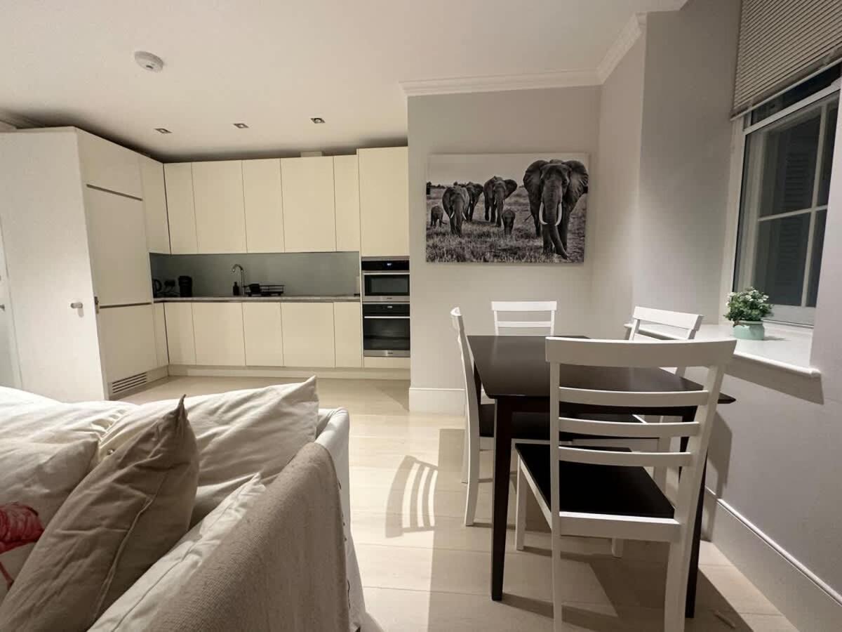 Sg, Chic Covent Garden Apartment Londres Extérieur photo